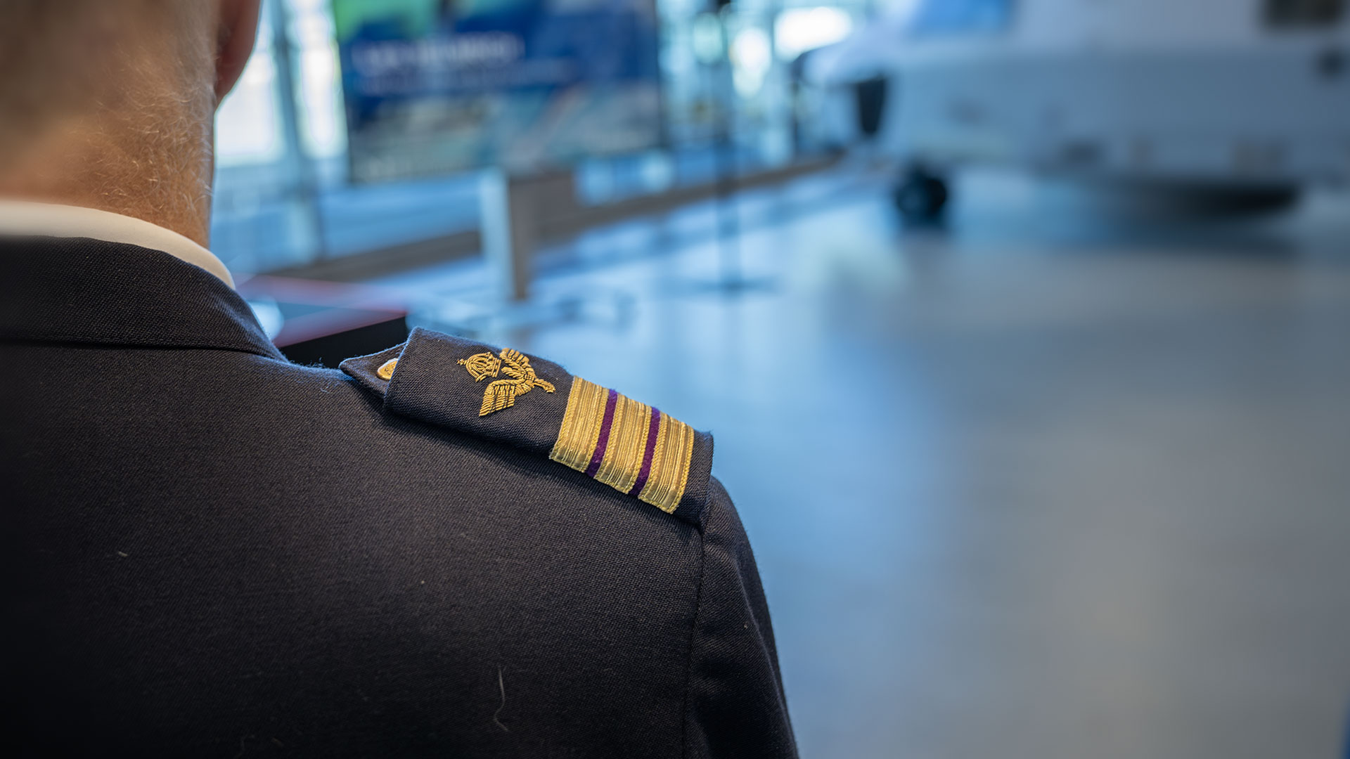 I början på 2025 flygs den sista svenska helikoptern hem från Frankrike.