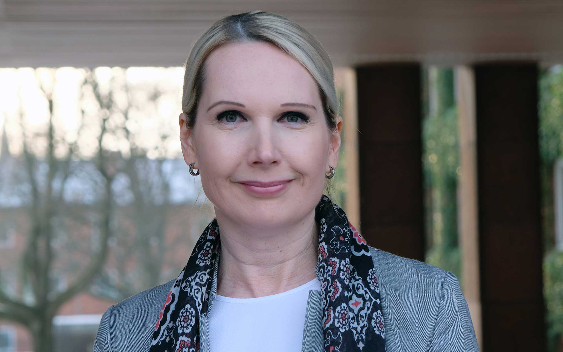 FMV:s affärsdirektör Anja Clausin är en av 13 sakkunniga och expert i materielförsörjningsutredningen.