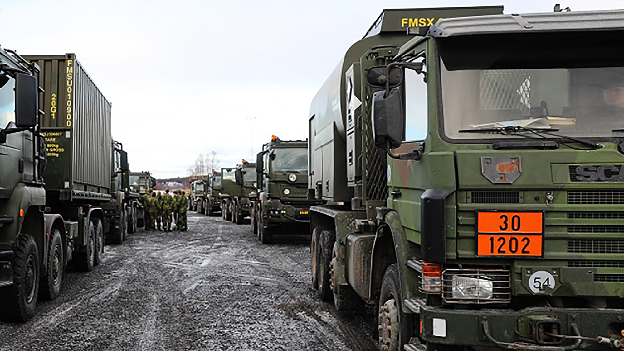 Lastbilar i Försvarsmaktens verksamhet
