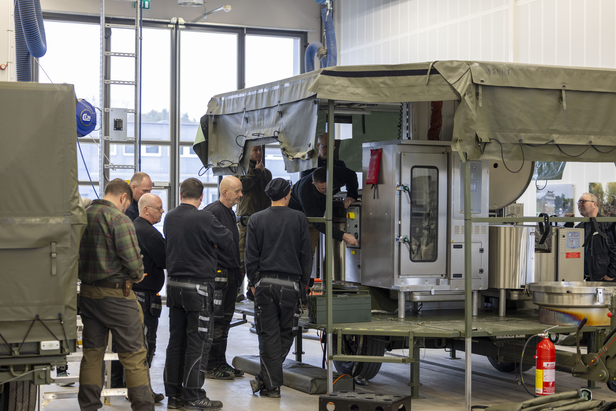Under våren genomförde FMV en utbildning i det nya fältköket tillsammans med Försvarsmakten. Foto: FMV