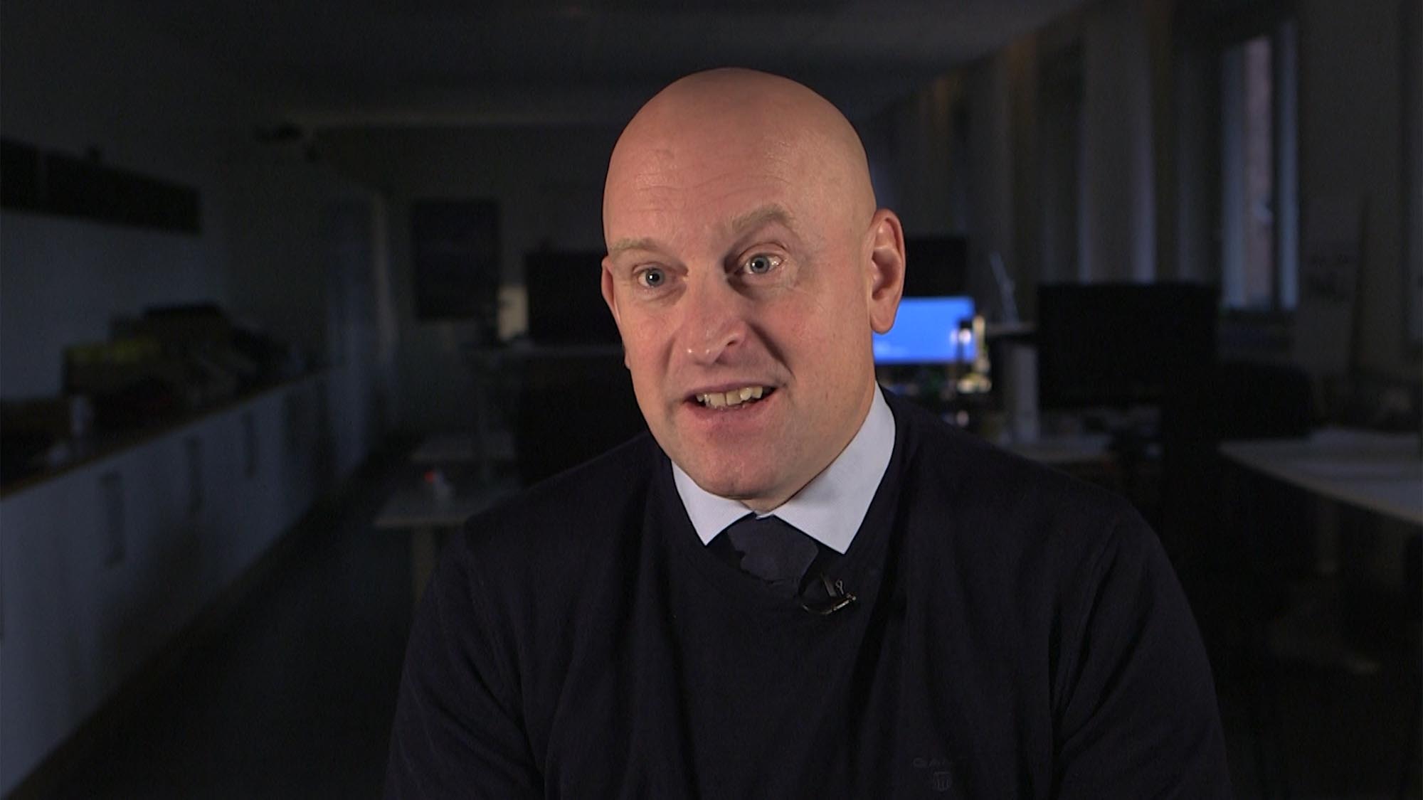 För Magnus Lind är en så kallad ”no blame culture” viktigt. Det vill säga att man utan uppmaning vågar lyfta saker som är mindre bra. På det sättet lyfter man saker tidigt och får samma syn på problemet och kan hjälpas åt att lösa det.