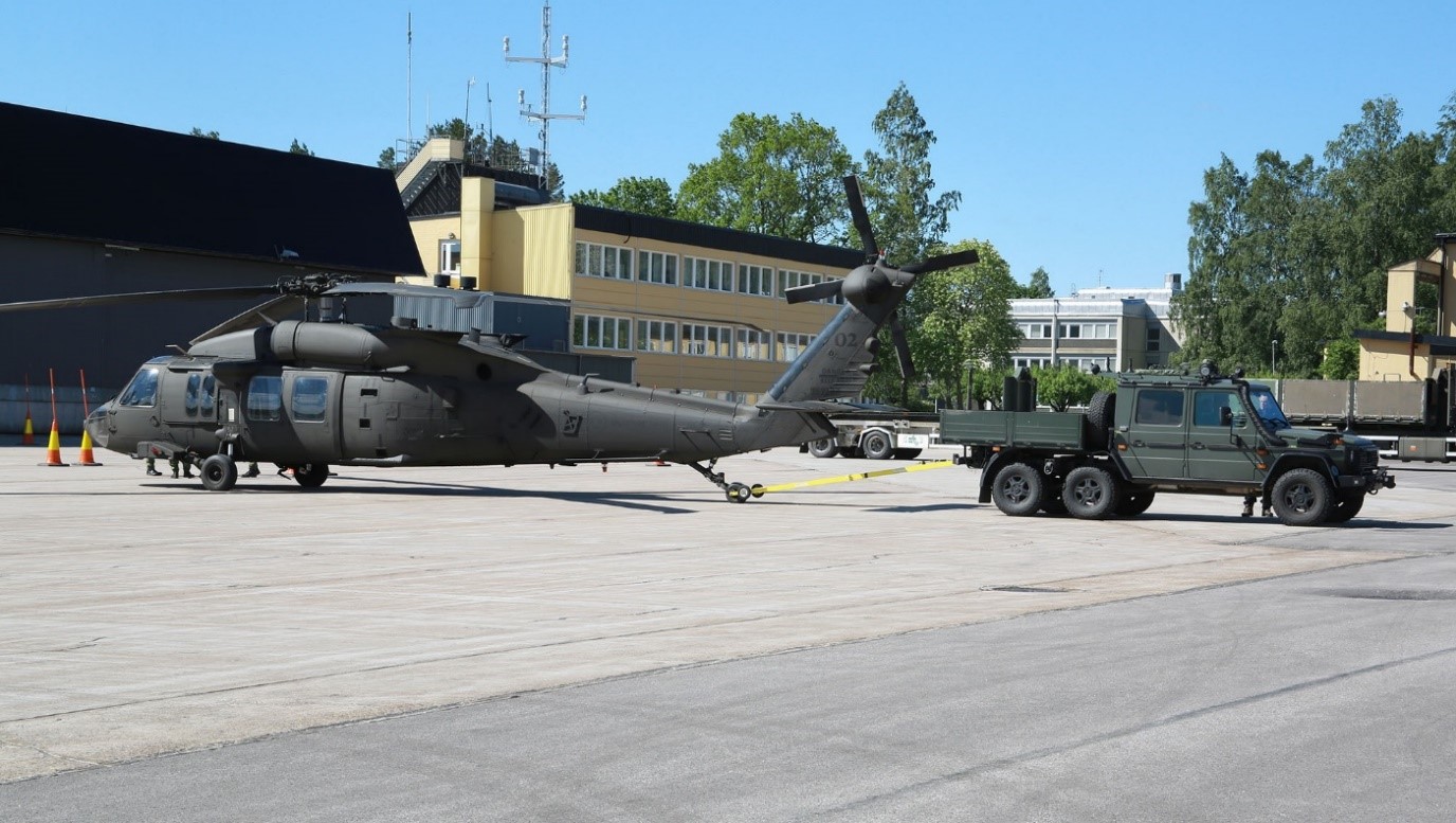 TGB 15, GW CDI 6x6 anpassas för att möta Flygvapnets krav.