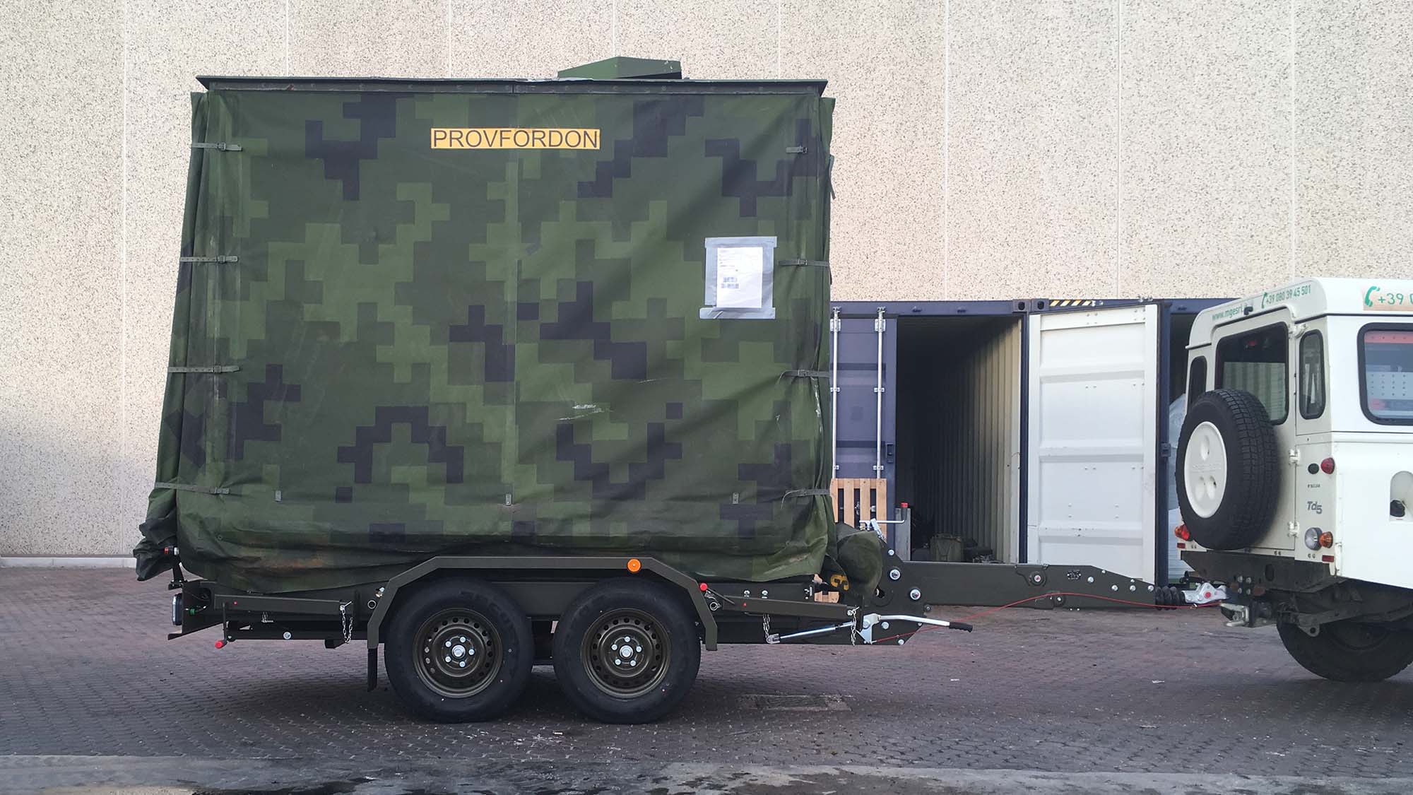 Med modifieringen får Kokkärra 113 ett nytt, tvåaxligt chassi med bromsar och fjädring som gör att den kan dras efter person- eller lastbil i upp till 80 km/h.