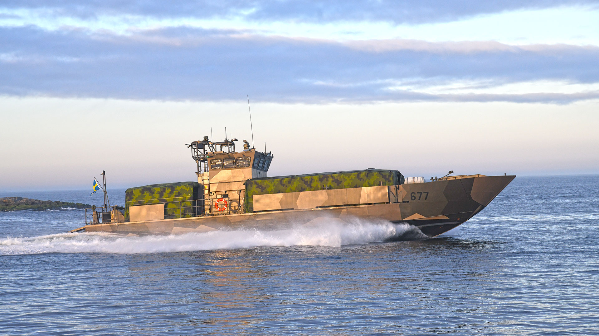 En modifierad lätt trossbåt som används av amfibieförbanden. Foto: Försvarsmakten.
