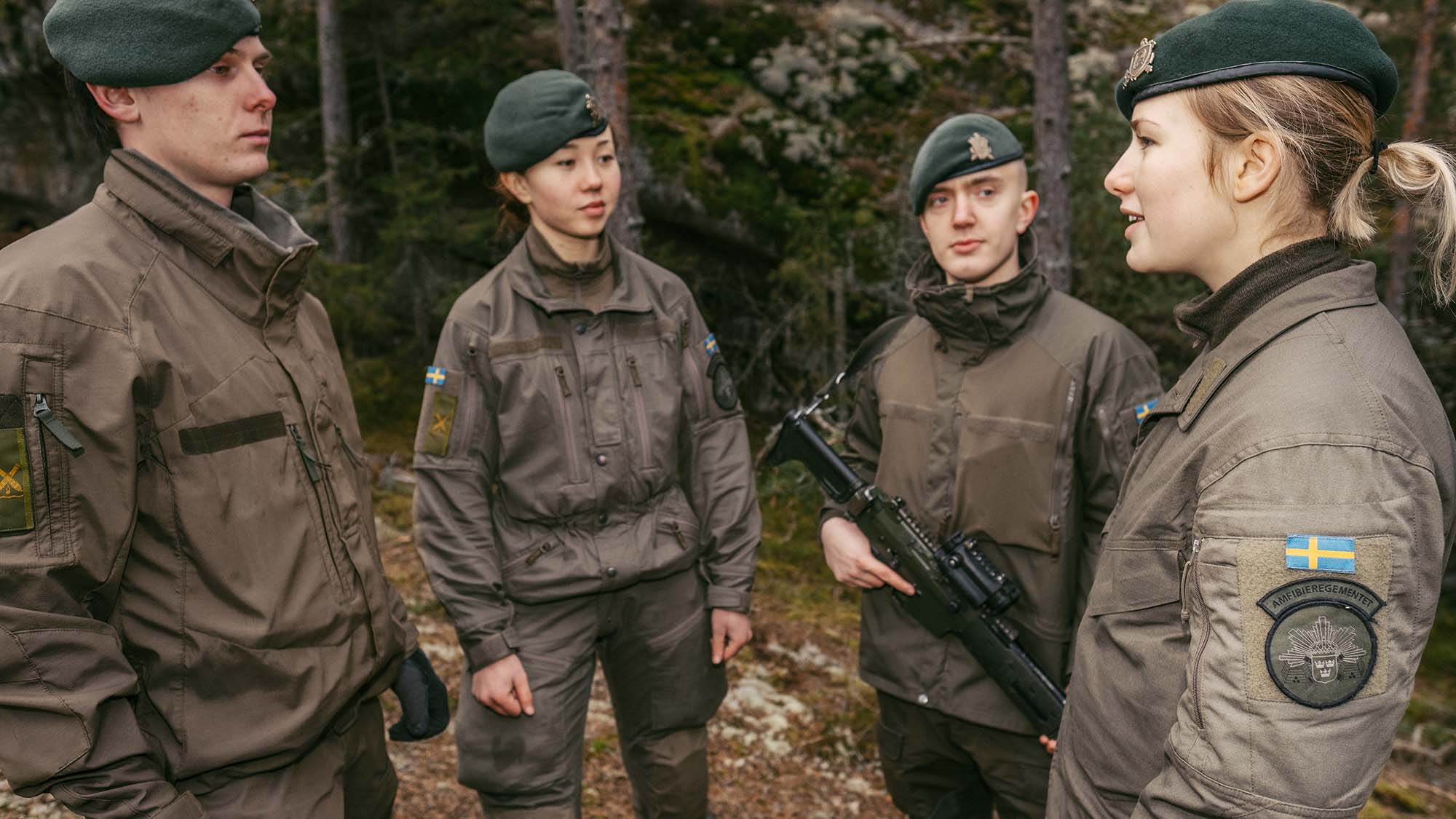 Fyra testare i Nordisk stridsuniform